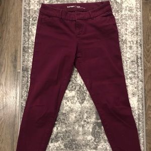 Maroon Old Navy Pixie Ankle Pants Size 2